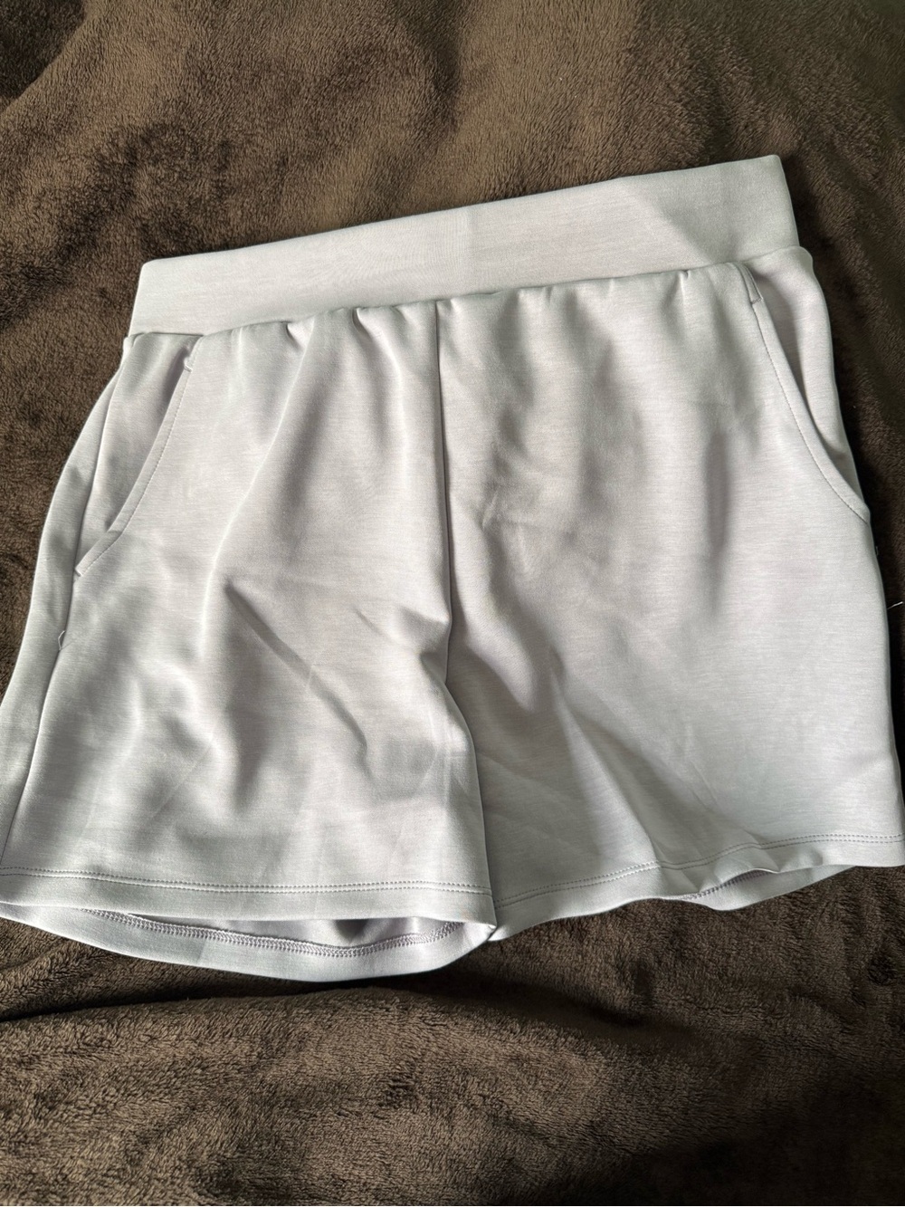 High-Waist Light Gray Knit Pull-On Women's Shorts with Side Pockets